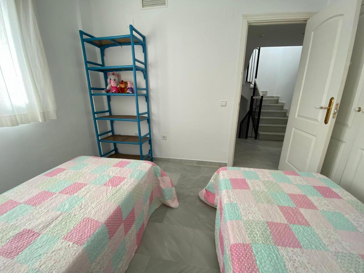 Willa Entre Hoyos Y La Playa Grupo Ac Gestion Novo Sancti Petri Zewnętrze zdjęcie